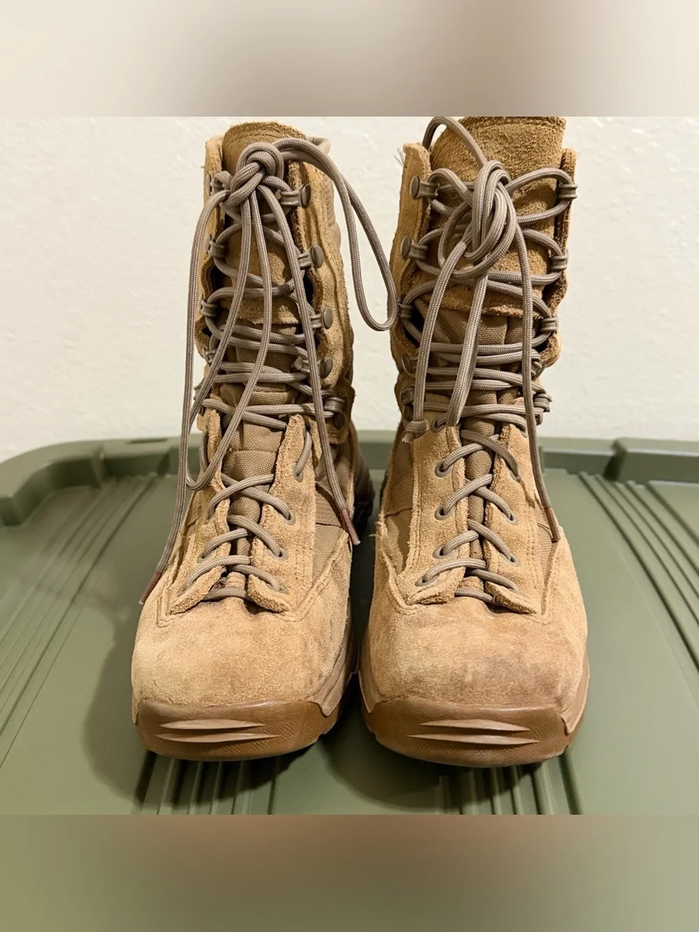 Danner Reckoning 8 Coyote Hot EGA Military Combat Boots Suede Men 7 EE Wide 5322